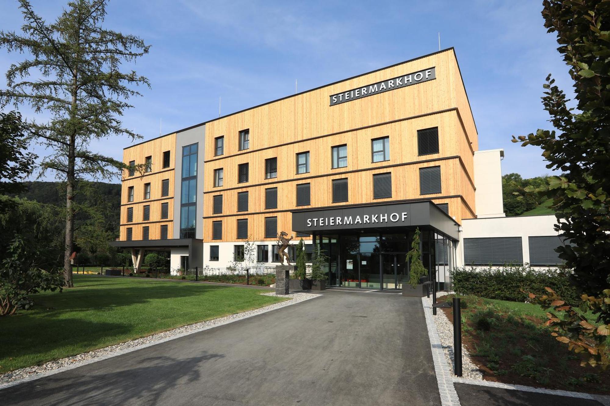 Hotel Steiermarkhof Graz - Aus Holz Gebaut, Von Huegeln Gekuesst Ngoại thất bức ảnh
