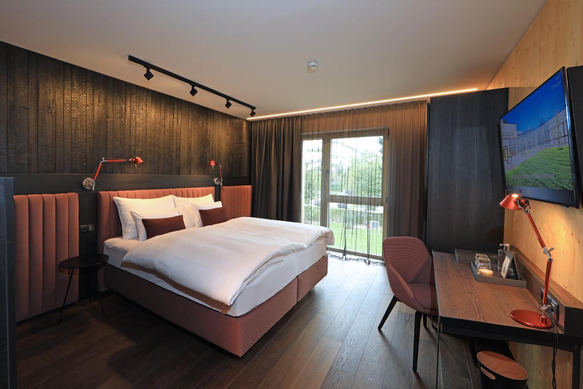 Hotel Steiermarkhof Graz - Aus Holz Gebaut, Von Huegeln Gekuesst Ngoại thất bức ảnh